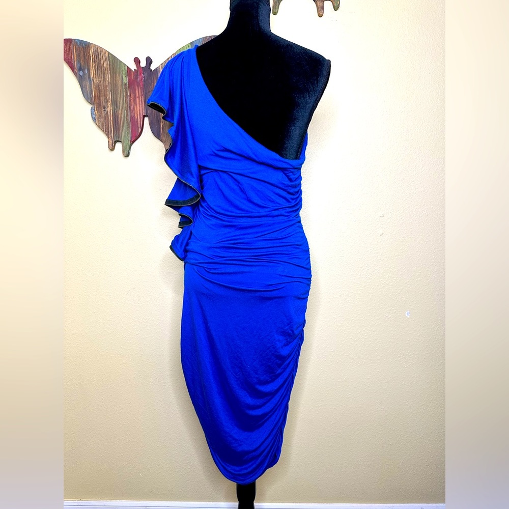 Double Zero One Shoulder Ruffle Dress - Picture 5 of 9